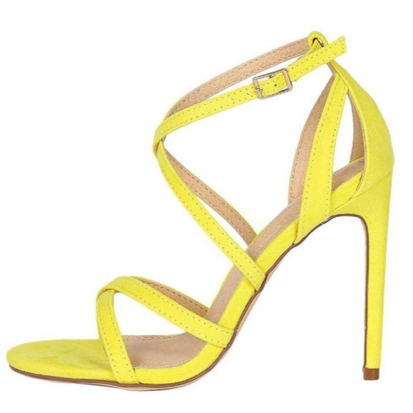 New YellowLeeta 16 Sandals - Picture 3 of 3